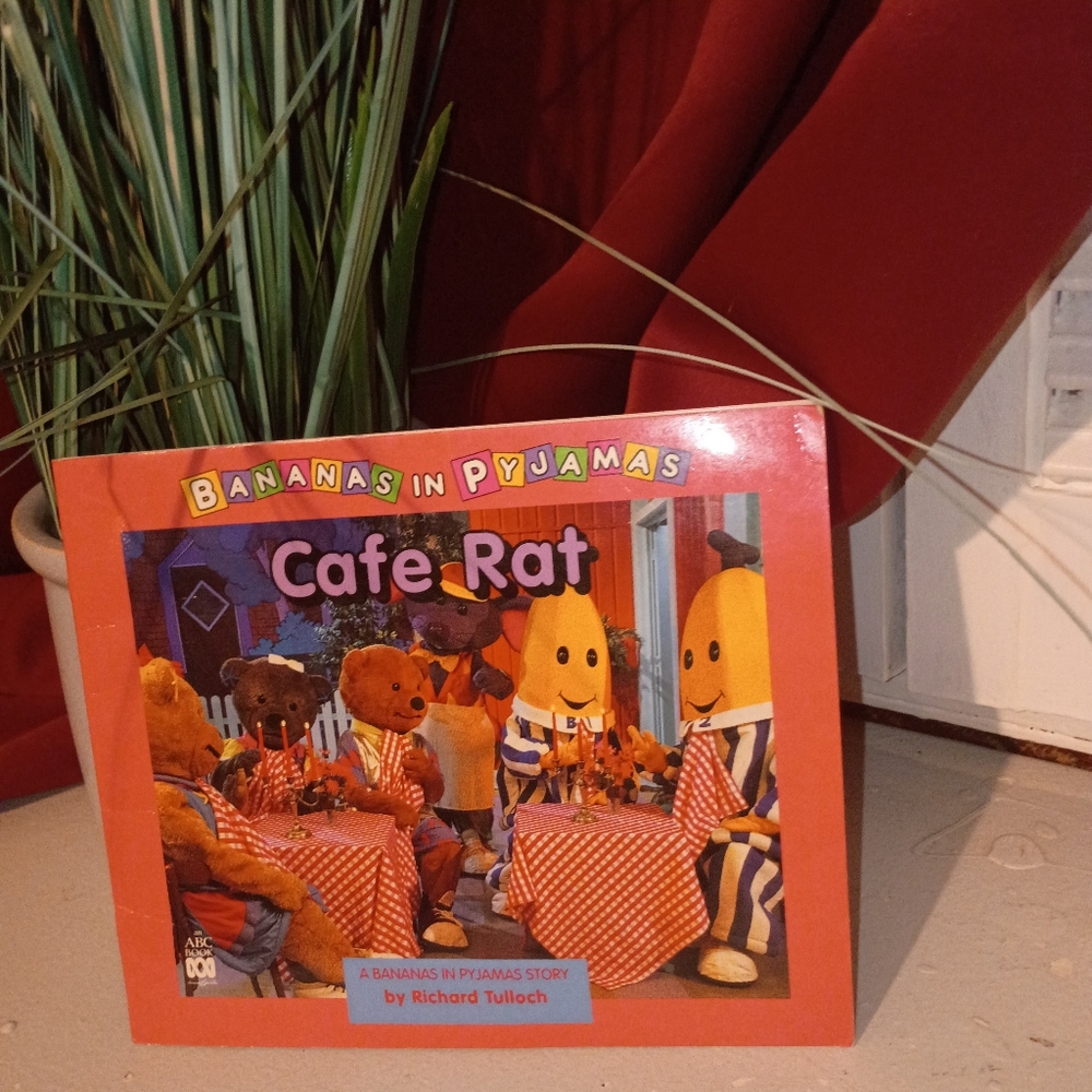 Bananas in Pyjamas Cafe Rat Book